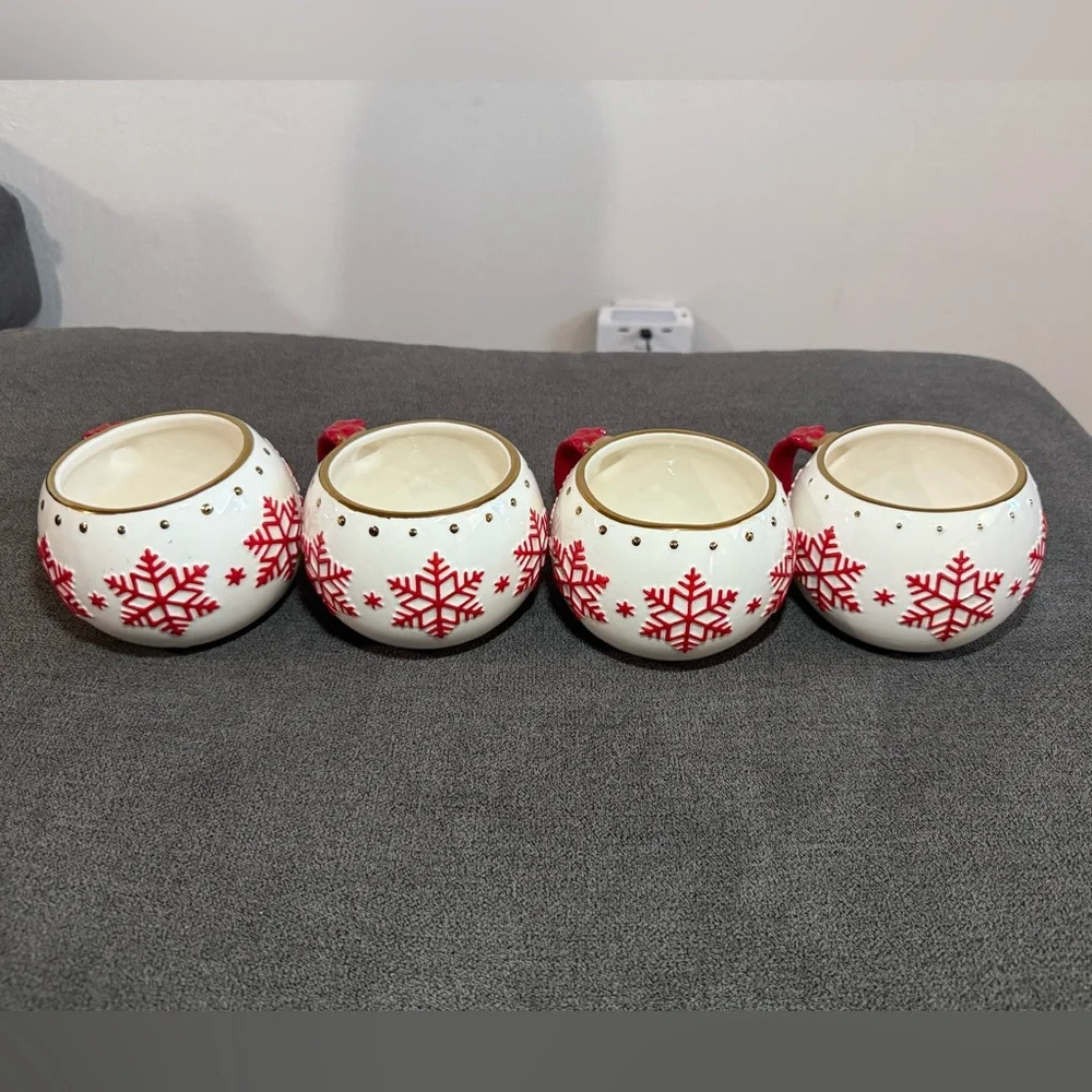 Williams Sonoma Ornament Figural Mugs Set of 4